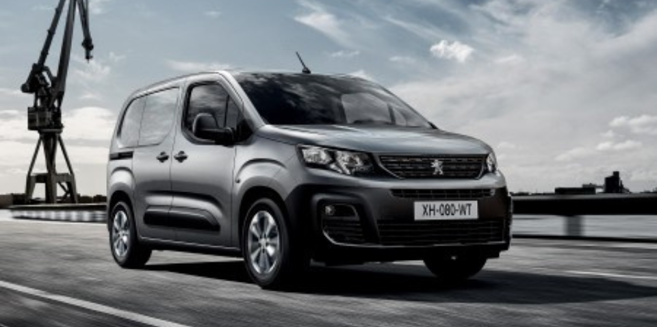 Peugeot_Partner_2018_c616d-615x410